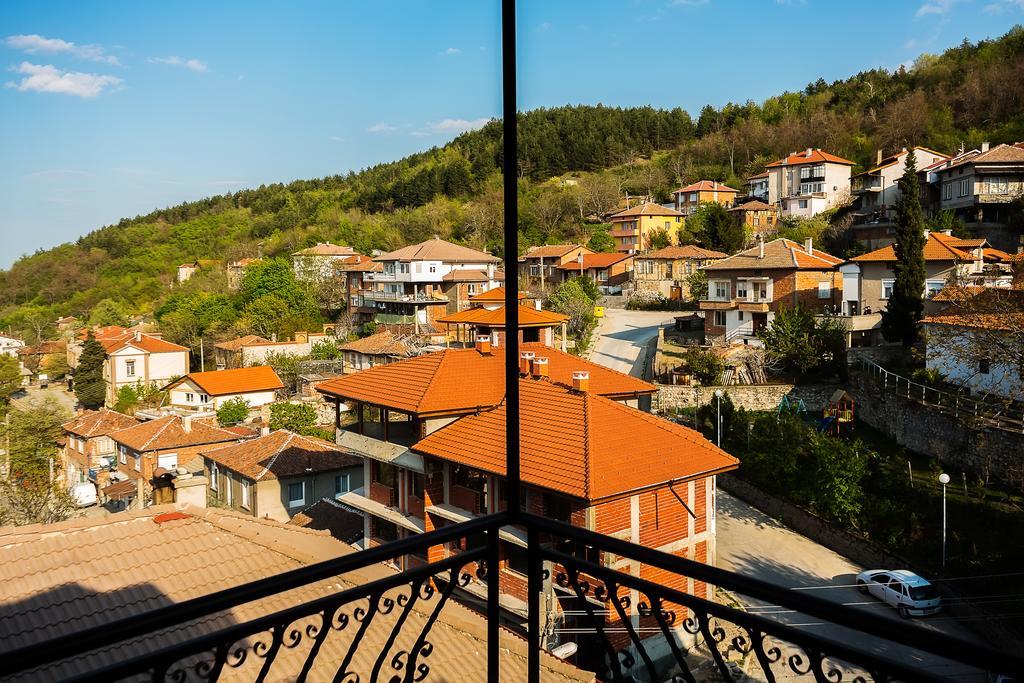 Family Hotel Ogi Asenovgrad Exteriör bild